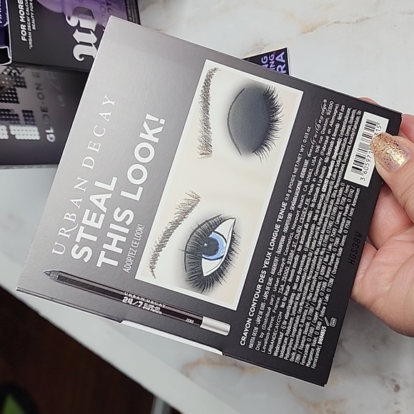 Urban decay bundle - Picture 3 of 5